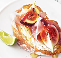 Backyard Treats - Fig and ricotta toasties